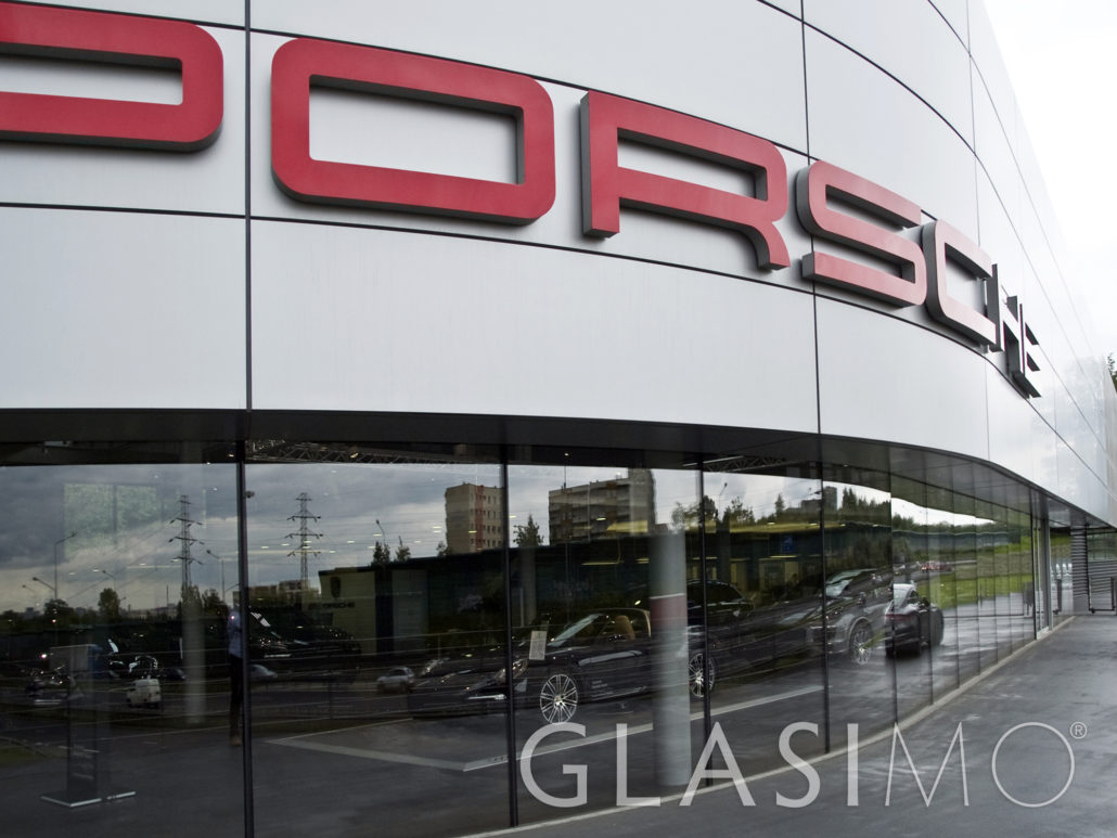 SALON PORSCHE, KATOWICE GLASIMO SZKLANE WNĘTRZA